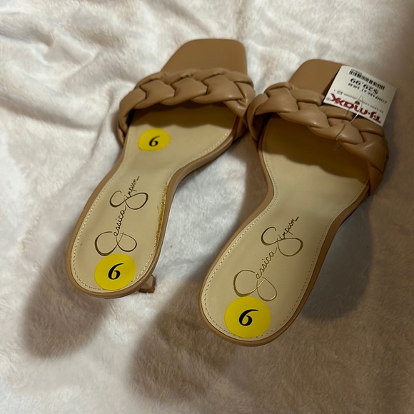 Jessica Simpson Women's Beige Braided Sandals - Picture 2 of 3